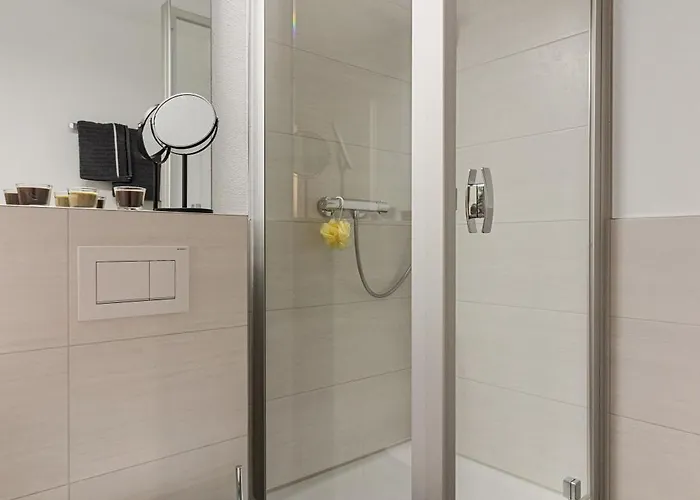 アパート Fuer 1-2 - Wlan - Parkplatz - Homeoffice カイザースラウテルン